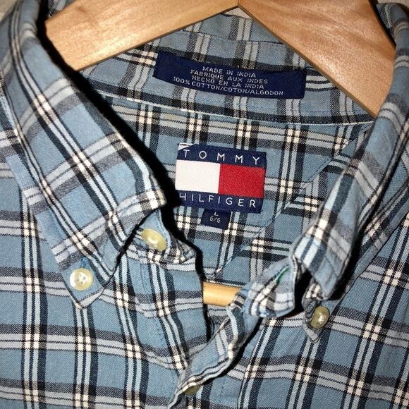 Tommy Hilfiger Short Sleeve button down shirt - Picture 5 of 5